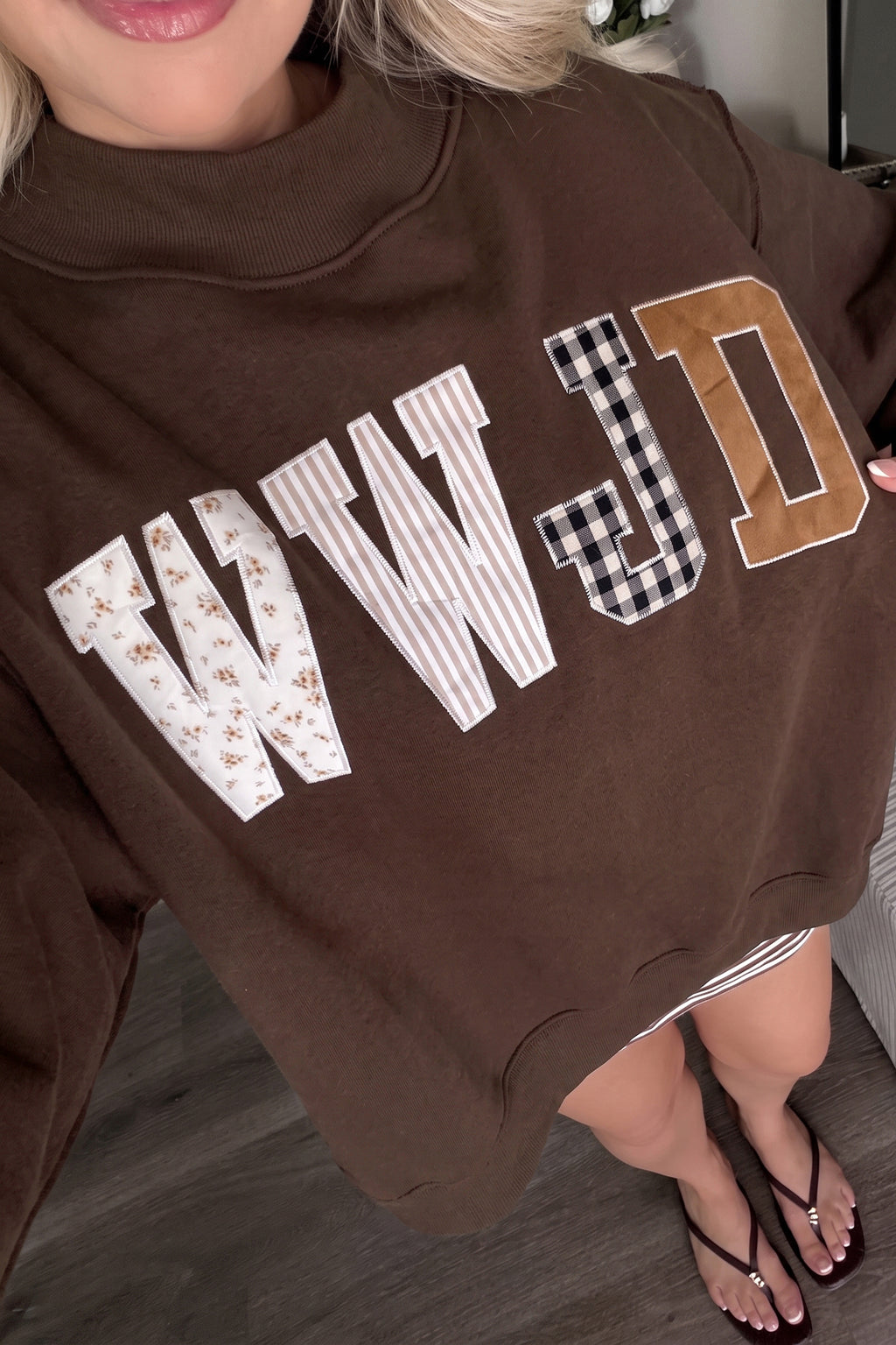 Bonbon WWJD Mixed Pattern Embroidered Patch Graphic Mock Neck Sweatshirt