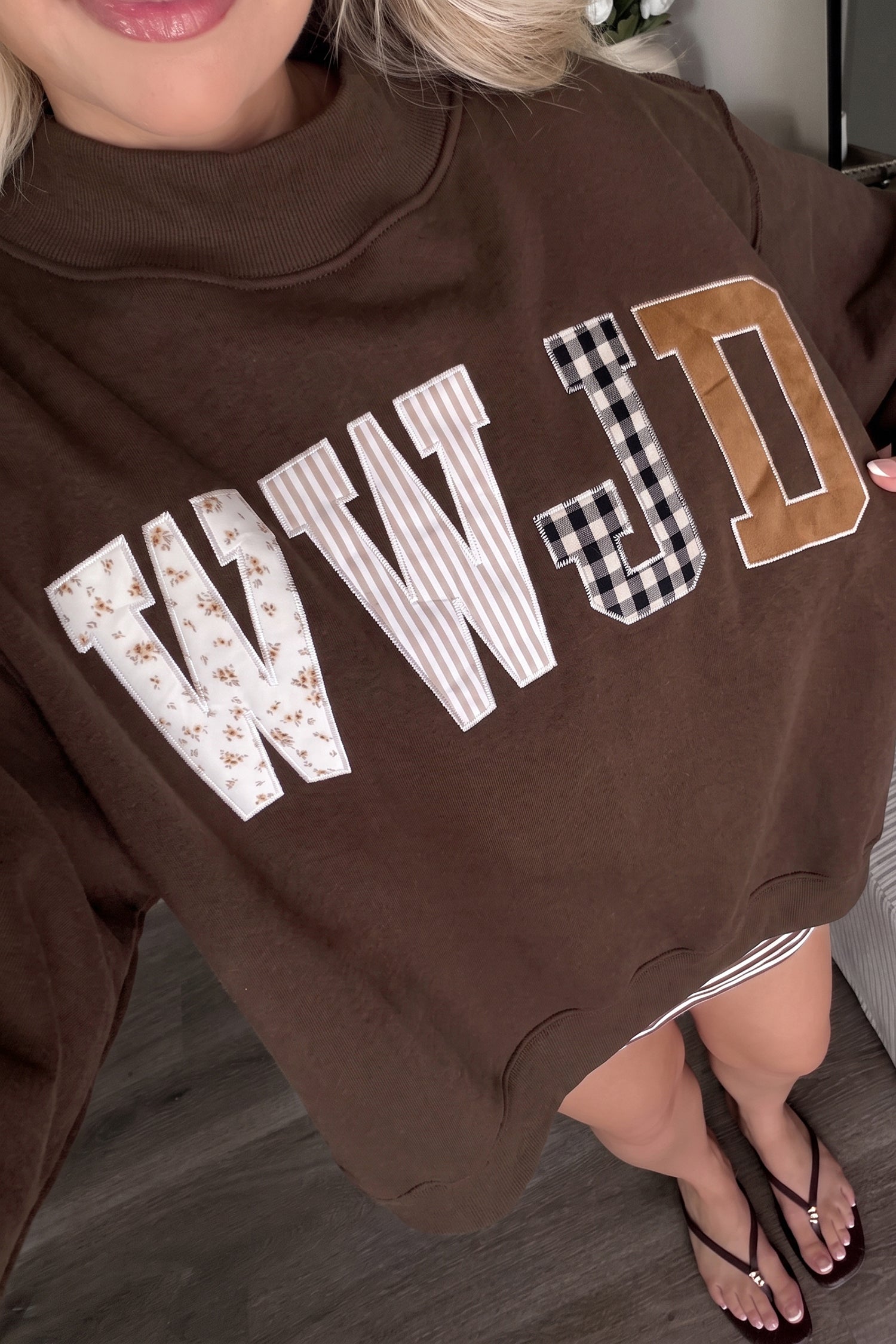 Bonbon WWJD Mixed Pattern Embroidered Patch Graphic Mock Neck Sweatshirt